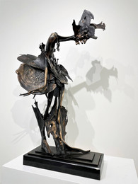 knupp gallery - igor kitzberger - bronz - kostym, 86 cm.jpeg