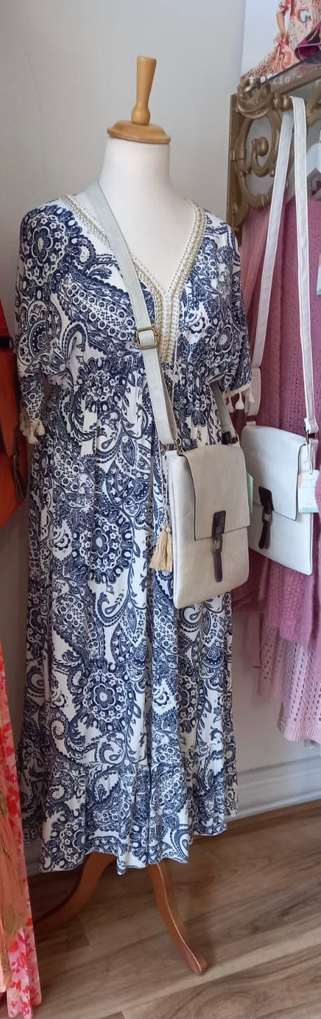 Thumbnail: Edhart Dress