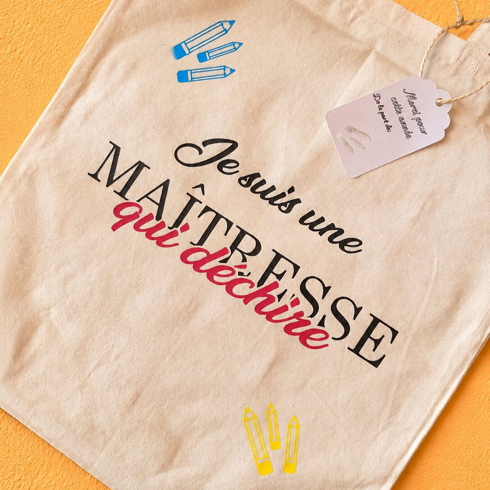 Tote bag "Je suis une maîtresse qui défire"