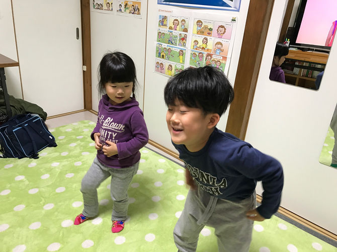 幼児の英語、英会話 ネイティブの発音!