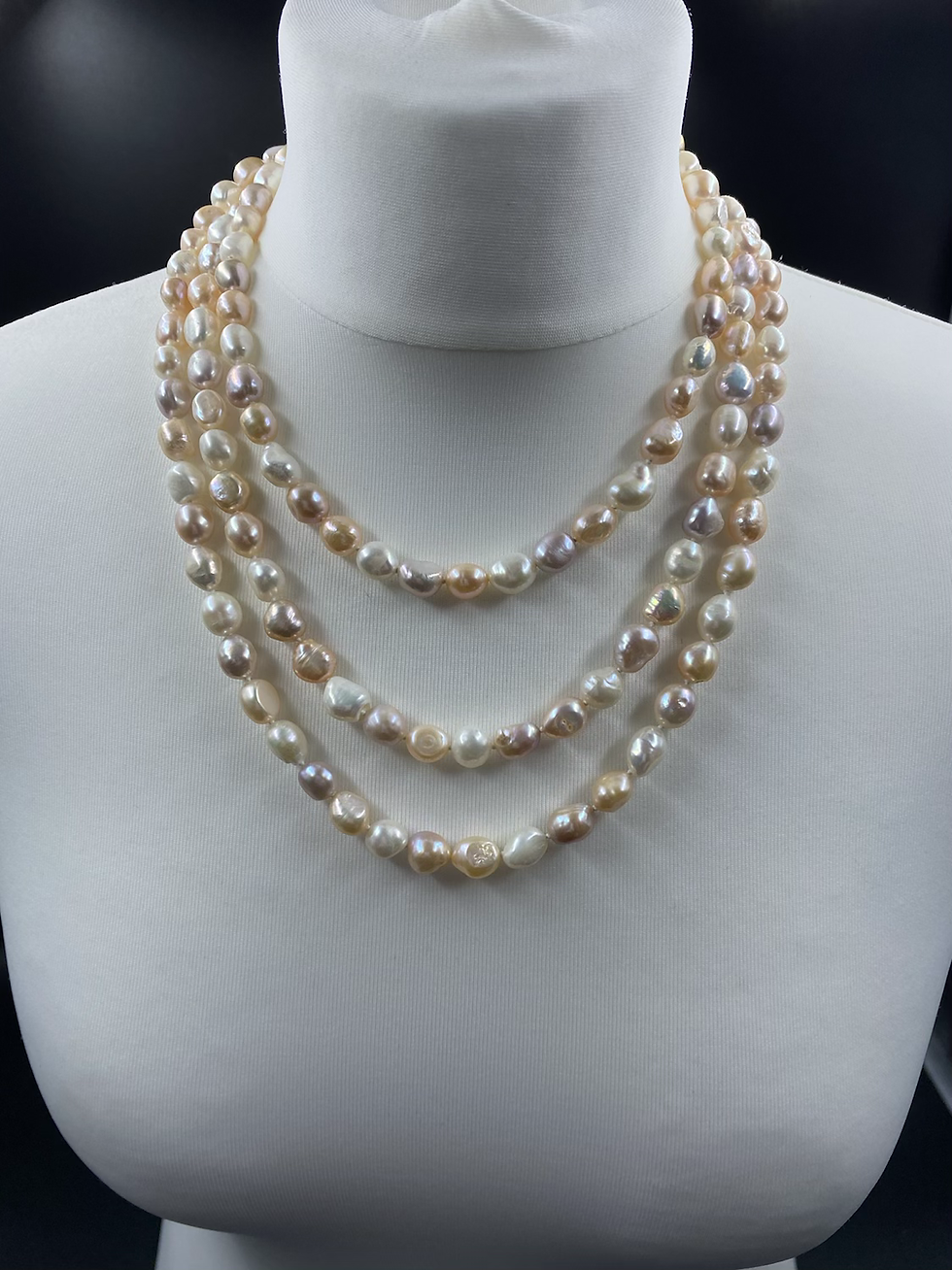 Thumbnail: Multi-coloured Freshwater Cultured Baroque Pearls Necklaces