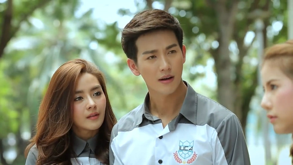 tra-nam-dich-thuc-trong-phim-tinh-cam-chang-hoang-tu-trong-mo-phan-1-chang-cao-boi