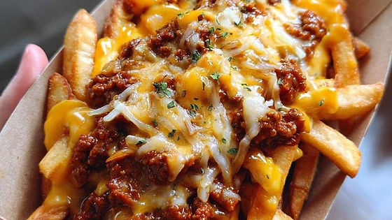 LOADED CHILLI CHEESE FRIES