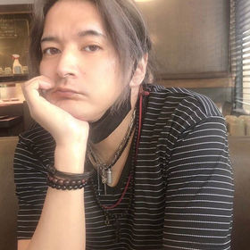 体ごと月に降り立ち、複数の宇宙人たちや建造物を目の当たりに!自動書記で降ろされた地球人へのメッセージとは⁉(2022年12月―WEB記事)