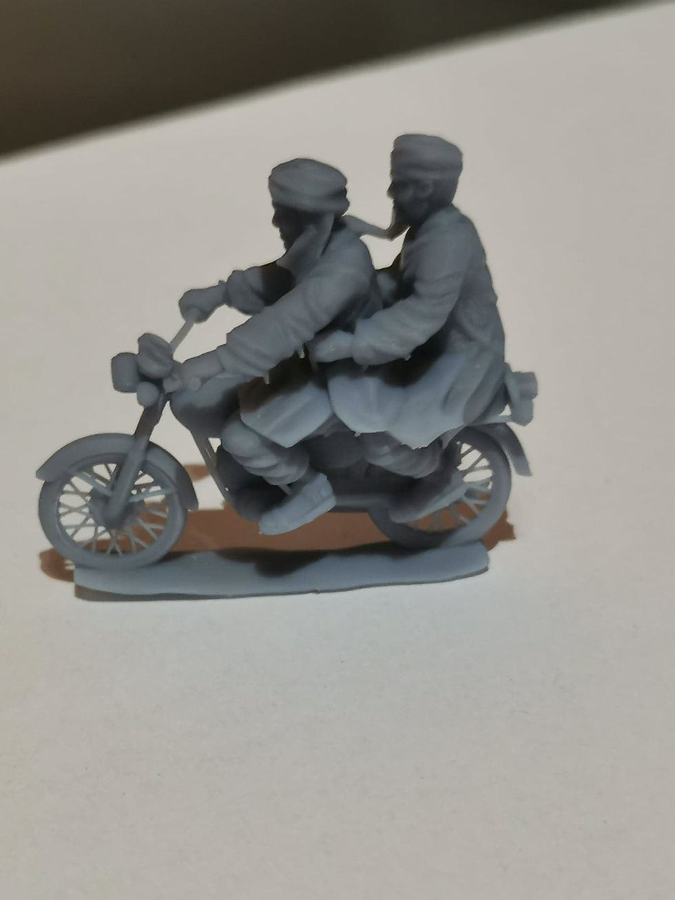 Miniature : Moto civil 1