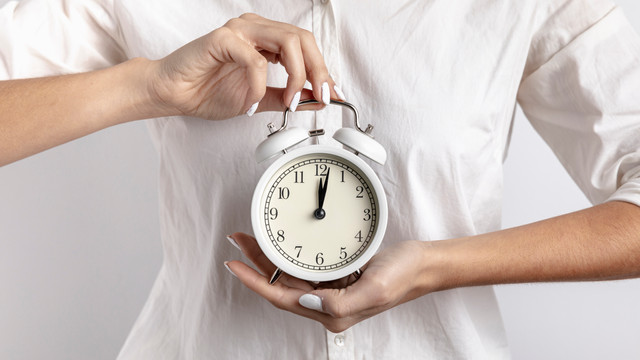 Quanto Tempo Demora Limpeza Profissional? O Que Influencia a Duração