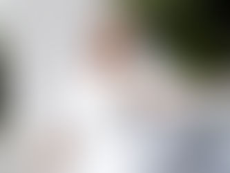 Minimalist wedding veil with airy finish