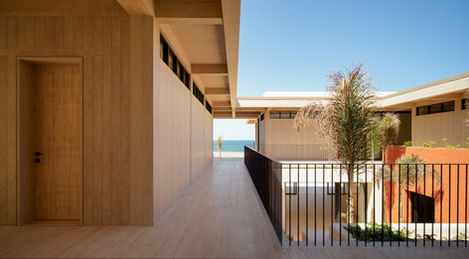 Beachfront-Villa-0-317-1366x754