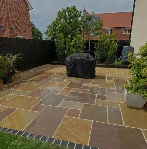 Rippon Buff Indian Sandstone Paving Slabs – Riven – Patio Kit