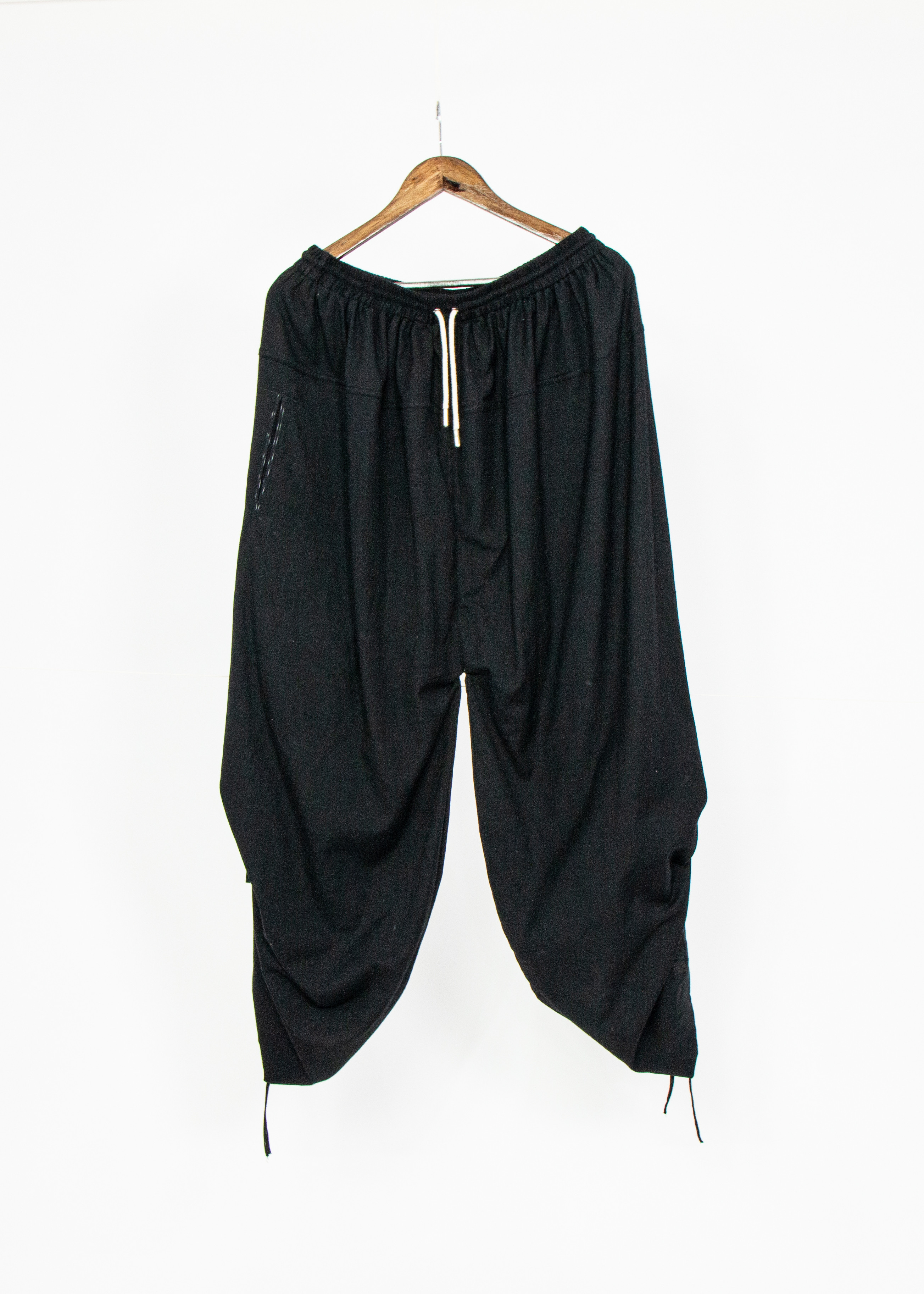 Black Cotton-Linen Pant