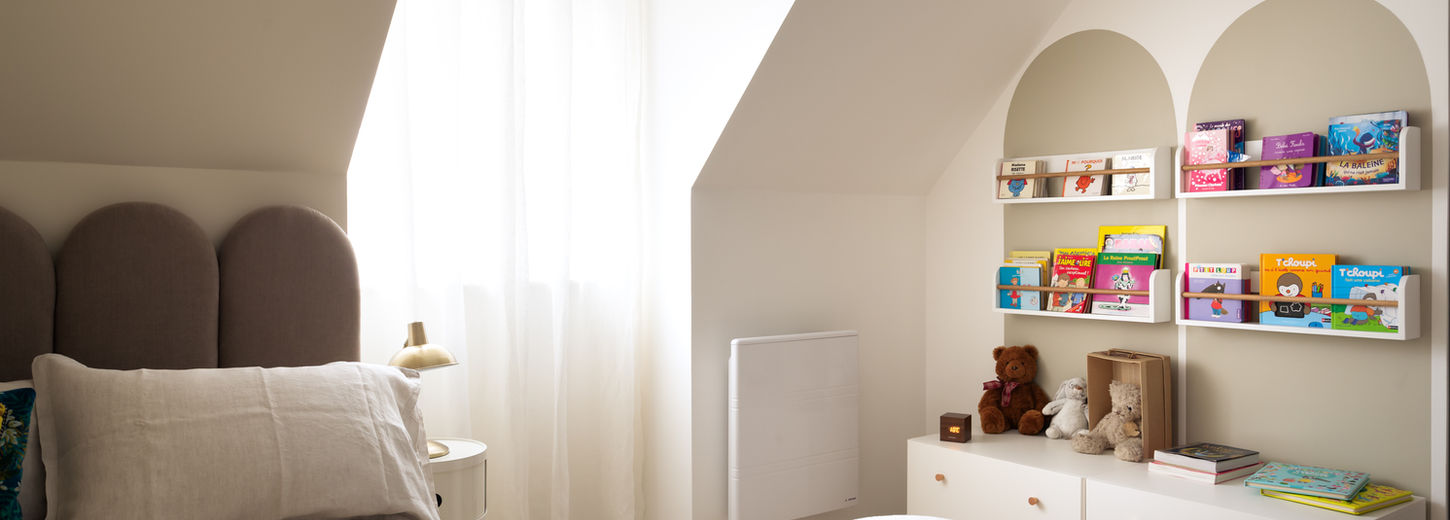 pièce multifonctions avec optimisation incroyable pour 3 fonctions: bureau, chambre amis, coin enfant.
