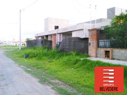 CASA LOS ROBLES - VENDE