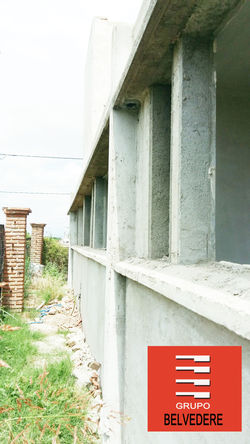 CASA LOS ROBLES - VENDE