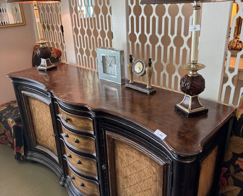 MOVING/RELOCATION AUCTION/Modern/Traditional Furniture, Paintings & More/Online Absolute Auction