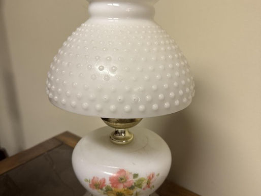 AUCTION #3 ESTATE OF THE LATE PAUL & RHONDA TIPTON/Vintage Furniture, Glassware, Vintage Dolls, Pottery & More/Online Absolute Auction