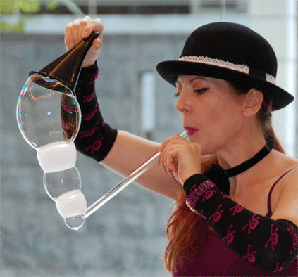 BUBBLE ARTIST