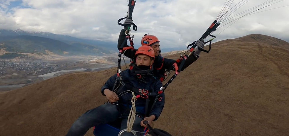 Know about paragliding in Mechukha. offbeat place in Arunachal Pradesh