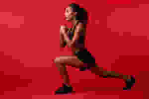woman doing a workout to help with period symptoms