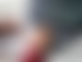 Persona escribiendo contenido evergreen en su blog.