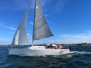 Team Sailing Swan River 