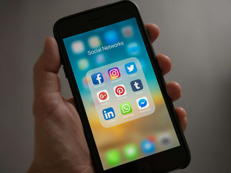 De Impact van Social Media op Mentale Gezondheid: Hoe Prestatieverwachtingen Ons Breken