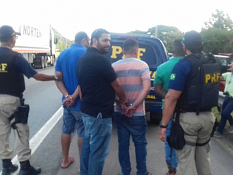 Cinco são detidos em operação da PRF na rodovia Fernão Dias