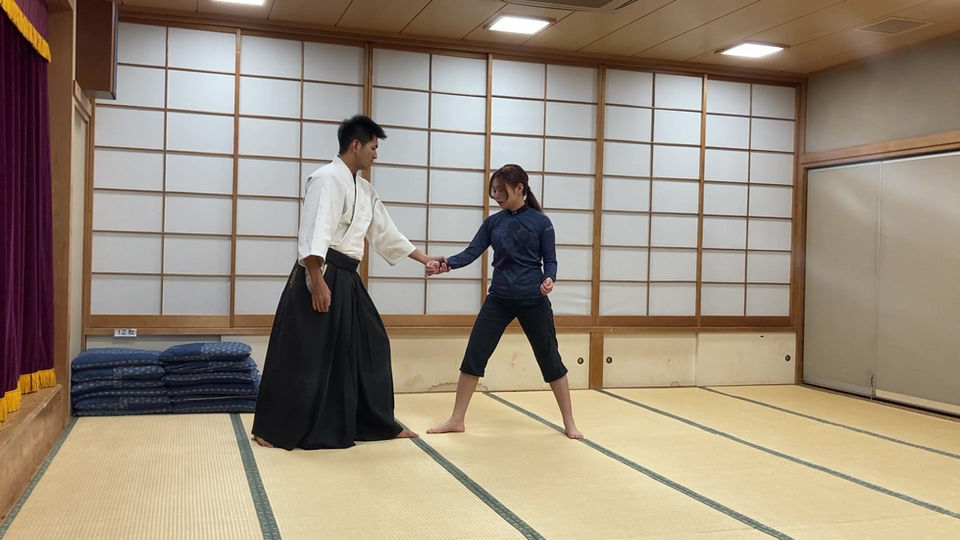 合気道 片手取り