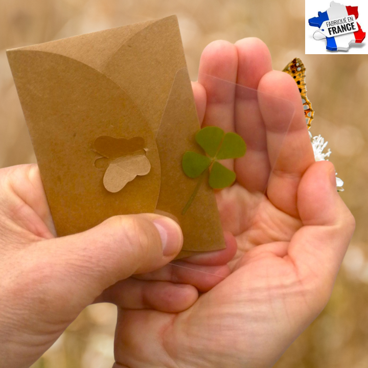 Miniaturbild: “Porte-Bonheur Made in France : Trèfle à Quatre Feuilles pour une Vie Remplie de Joie”