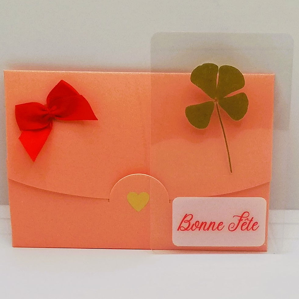 Miniature : “Petit porte-bonheur, grand avenir”