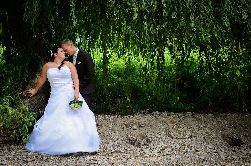 Hochzeitsportrait Jena Park Hochzeitspaar Foto