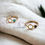 Miniature : Bague réglable en plaqué or avec cabochon en verre par Les créas de Téha