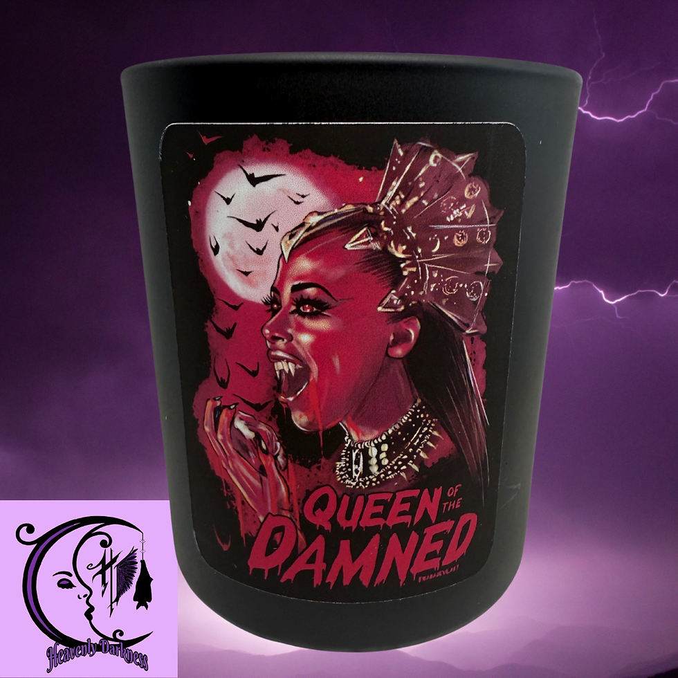 The Queen of Vampires Glass Candle M, soy wax, CLP, highly scented, handm