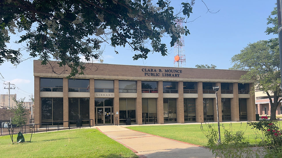 Clara B. Mounce Public Library building outside