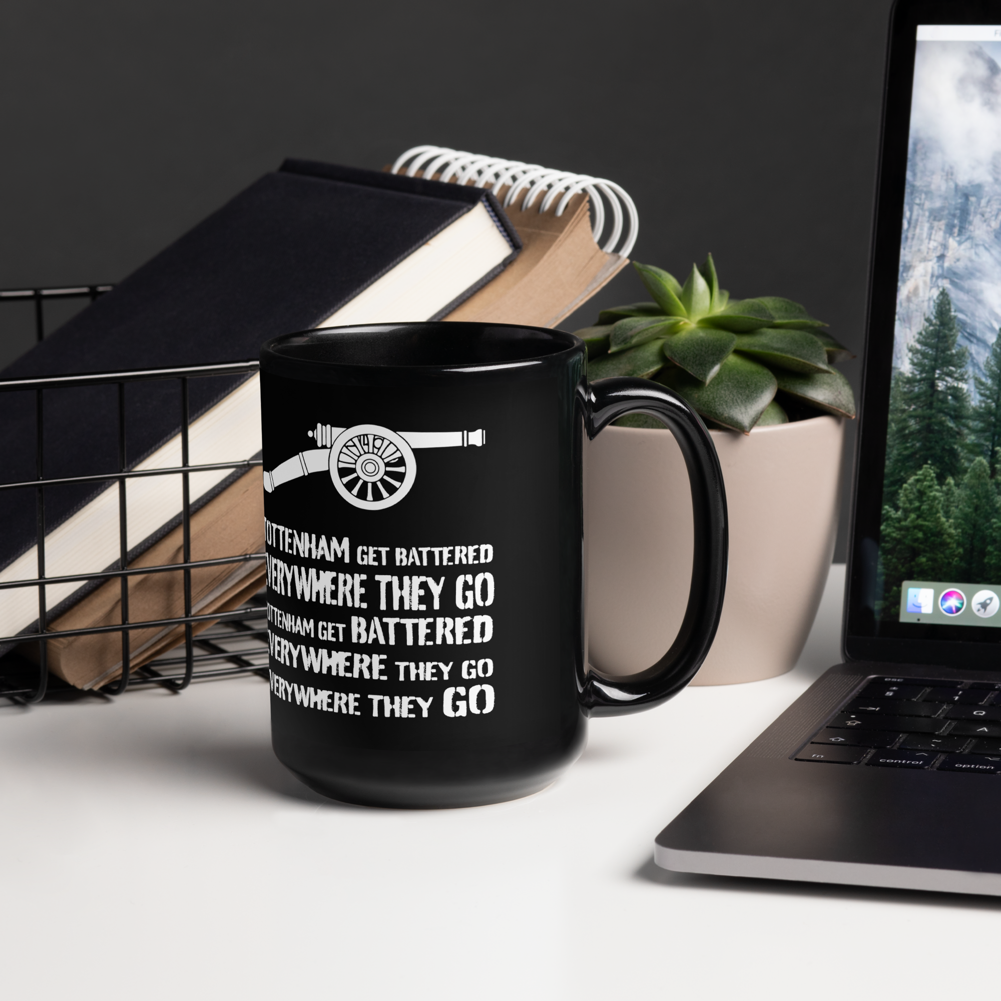 Tottenham get Battered Black Glossy Mug