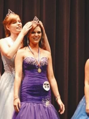 Miss North Royalton Turned Mrs. Ohio Advocates Against Addiction