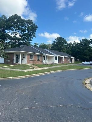 Maxton - Outer 6.jpeg