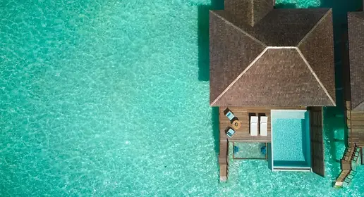 anantara_veli_maldives_resort_accomodation_deluxe_over_water_pool_villa_aerial_view_1120x6