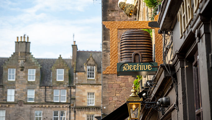 The Beehive — a new buzz in the Grassmarket and a Sunday Lunch
