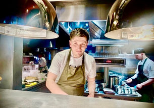 The trick is to keep eating! Review of the newly re-opened Ox and Finch by Cate Devine.