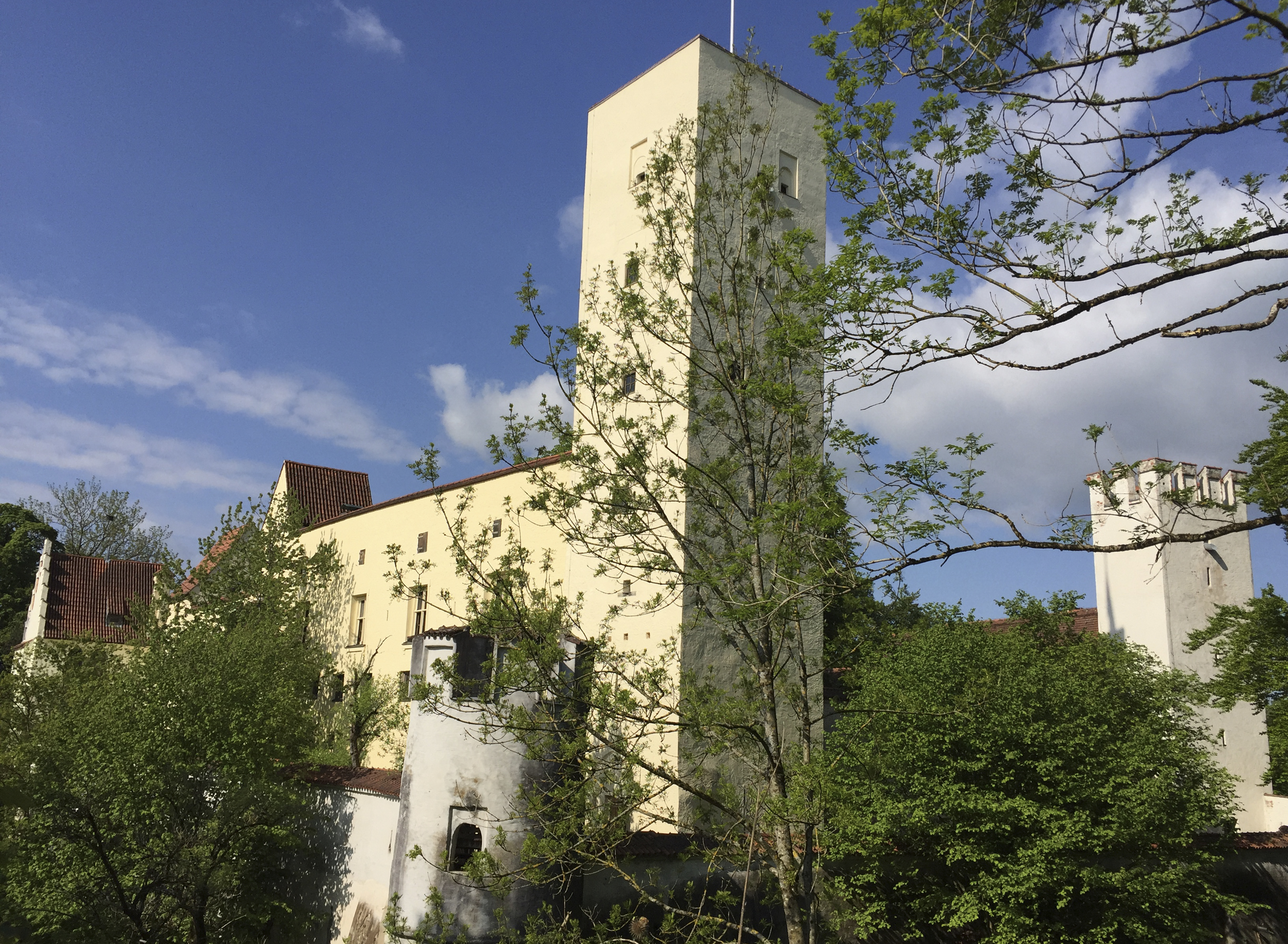Häuser / Grundstücke