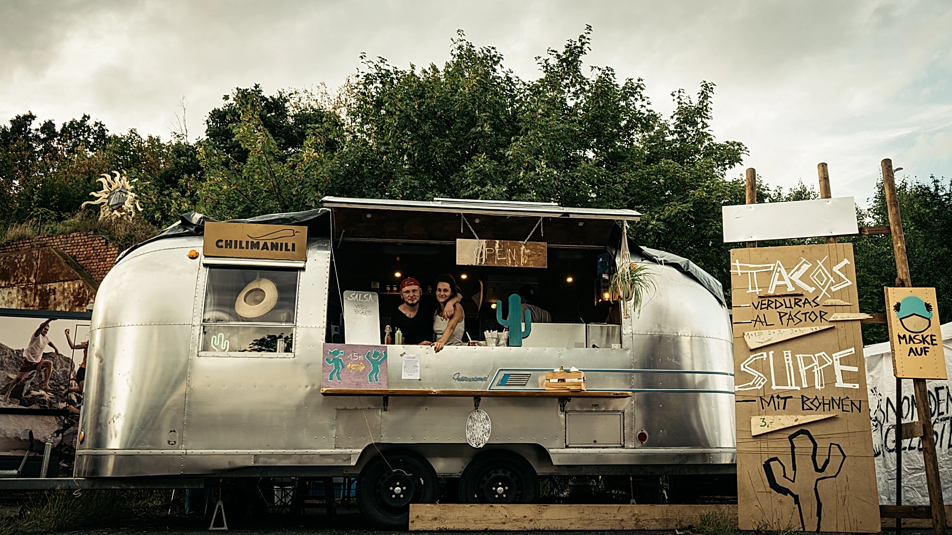 Food Trucks United || Chilimanili