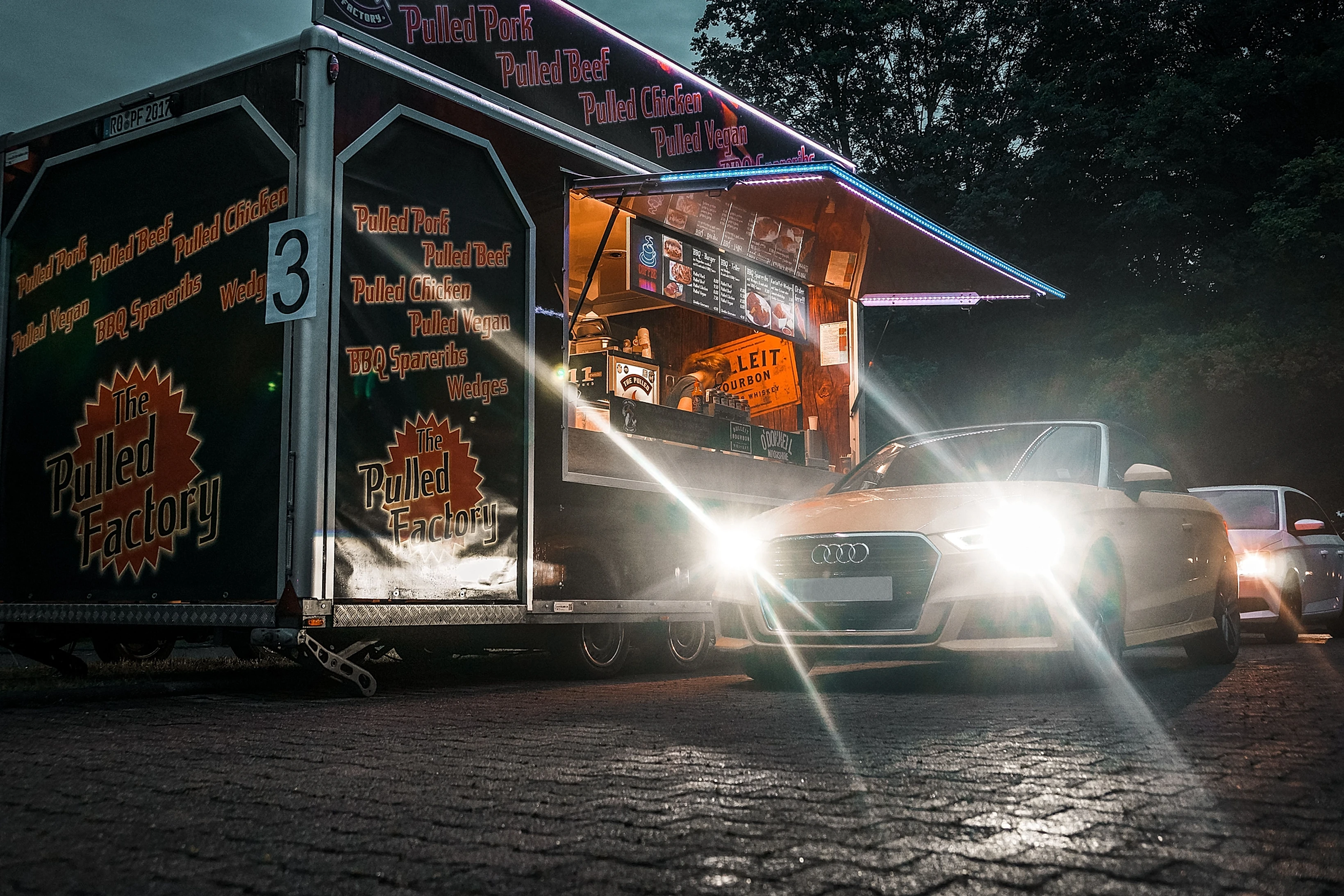 Food Trucks United || The Pulled Factory
