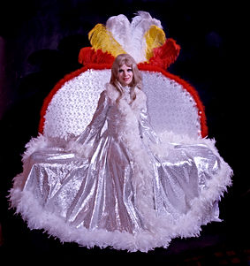 KK-white-gown-JPEG800.jpg