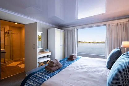 Chobe houseboat - Standard-Cabin.webp
