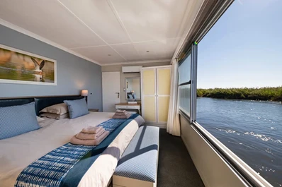 Chobe houseboat-Standard-Cabin-angle-2-1350x900.webp
