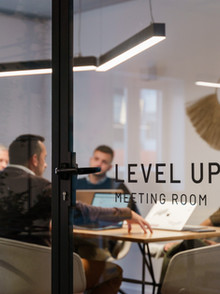 Vertical Coworking - Level Up Meeting Room