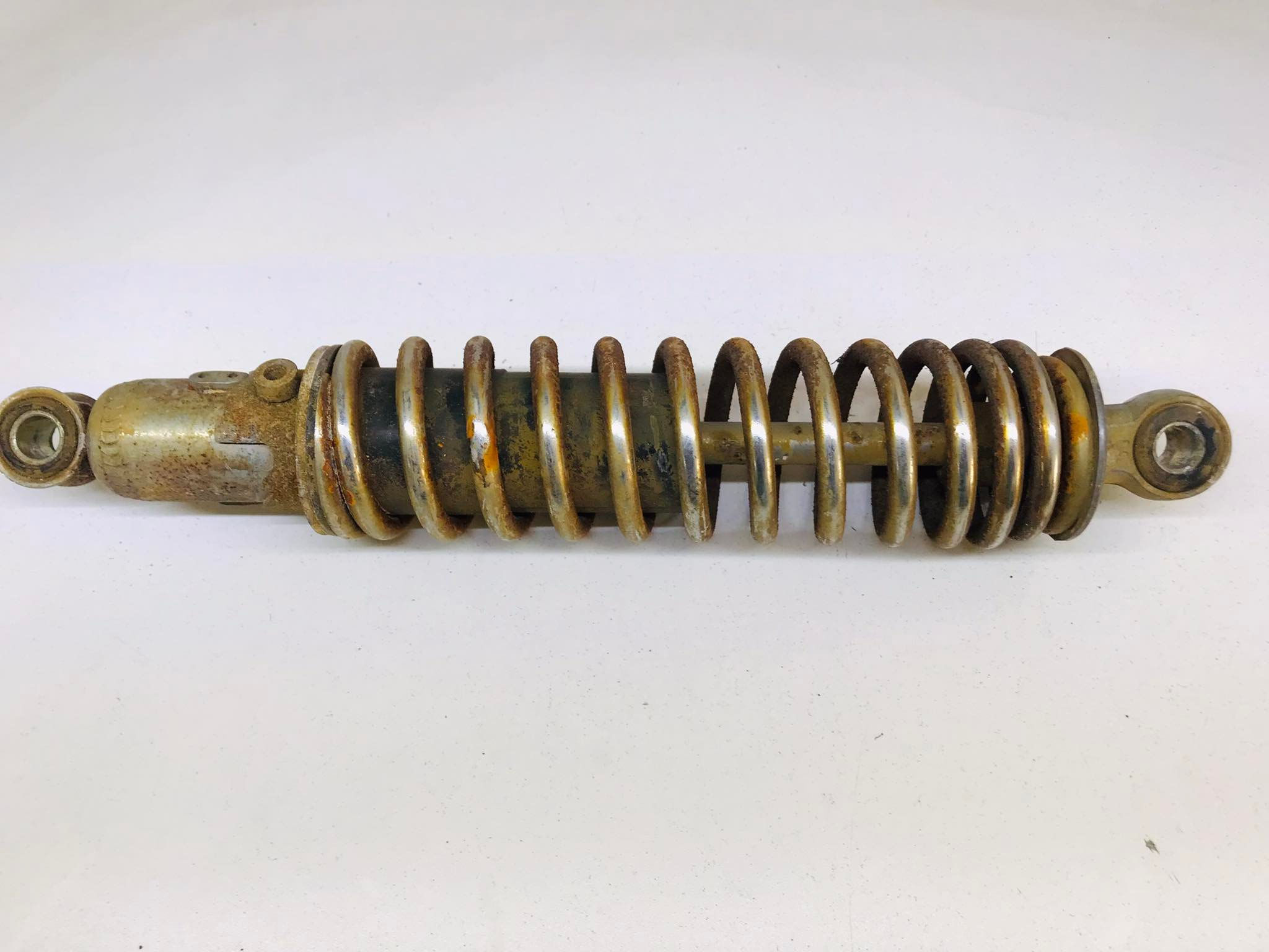 SUZUKI GN400 1981 AMORTIGUADORES SET