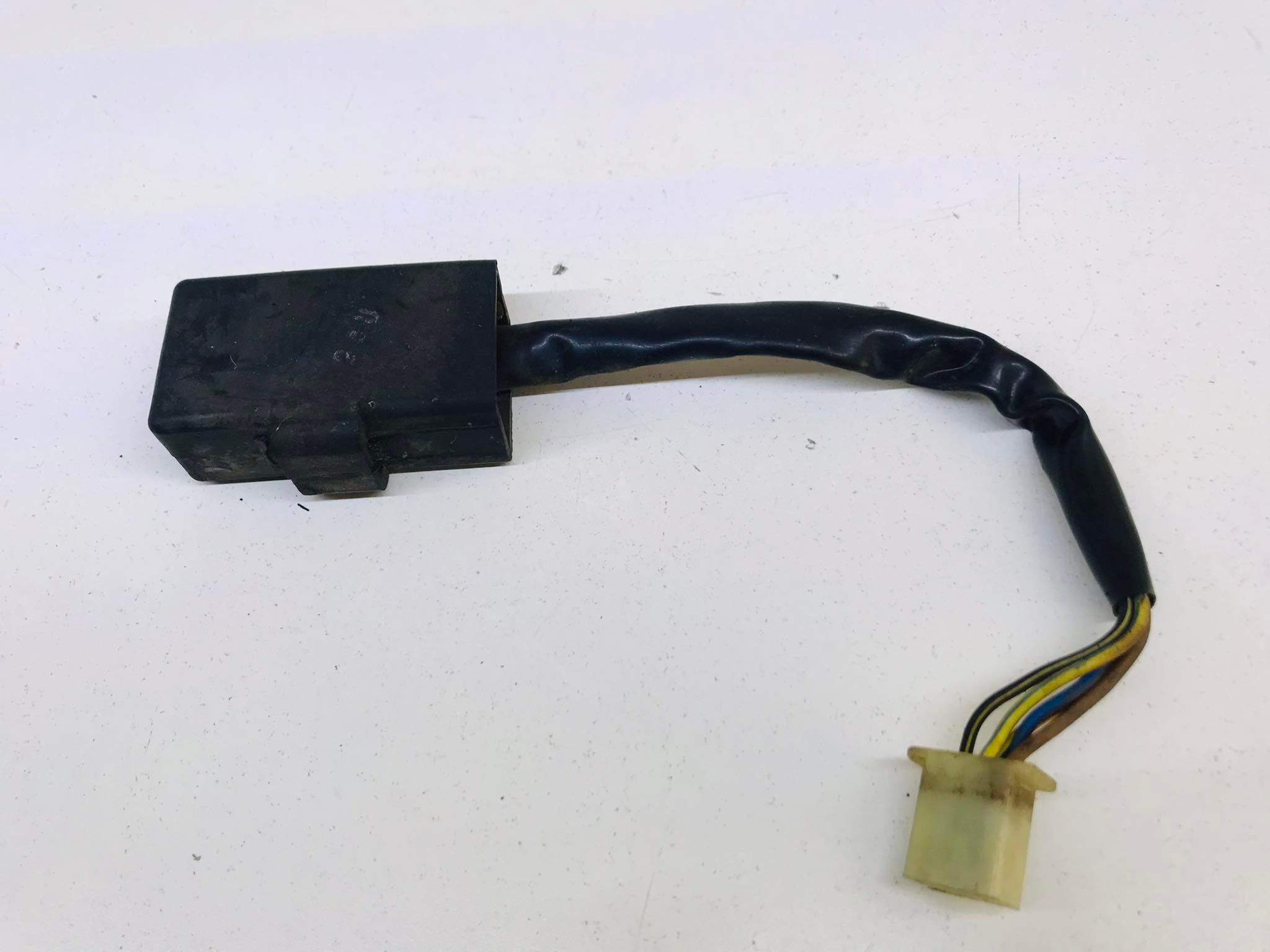 KAWASAKI KZ750 1983 SWITCH PILOTO DE LA LAMPARA