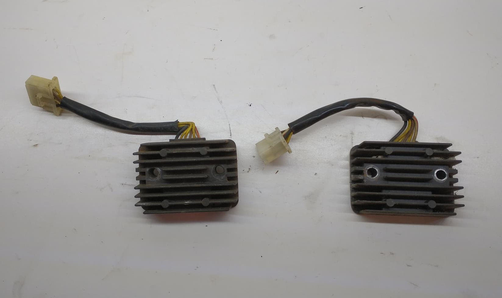 KAWASAKI EX500 1990 SET DE REGULADORES