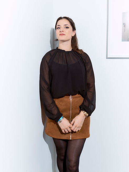 MANON.jpg